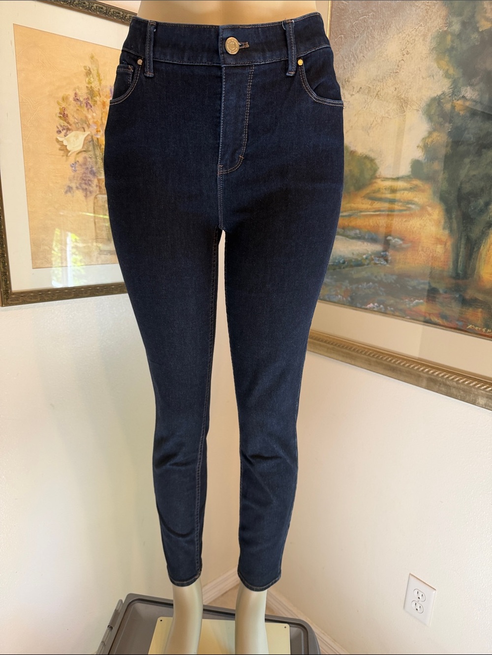WHBM “The Skinny” Ankle Dark Blue High-Rise Jeans Size 6